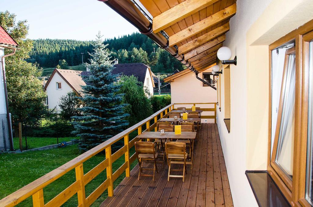 Vila Rhea Važec Exterior foto